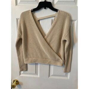 Moon & Madison Beige Surplice Wrap V-Neck Shaker Knit Cropped Sweater Small